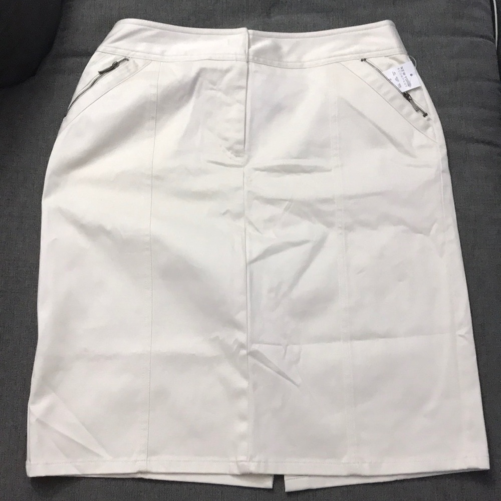 White New York & Company Skirt